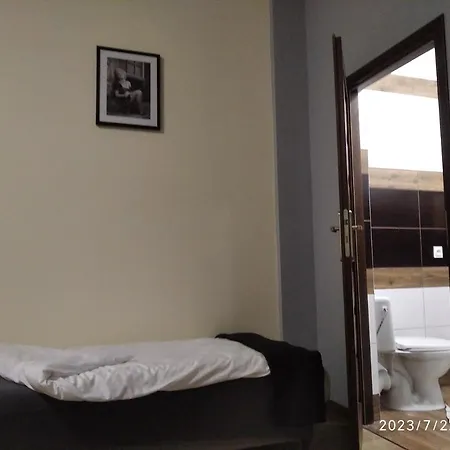 Rodzinny 365 Z Lazienkami Pensjonat Łódź